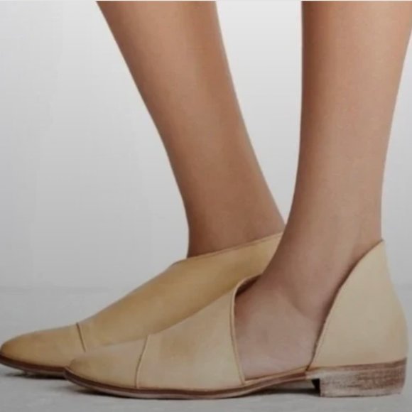 Free People Shoes - EUC Free People royale flat booties cutout sz 37 (us 7) boho chic